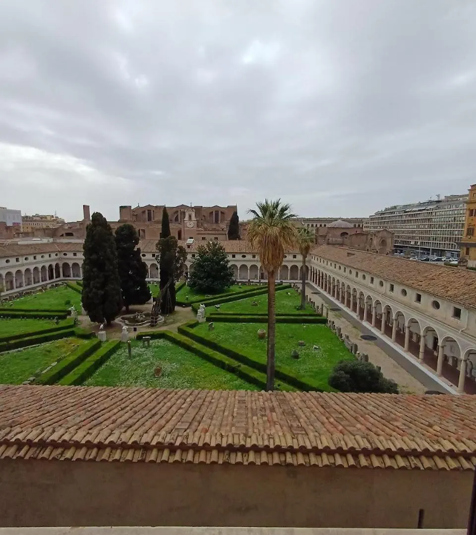 Camera X2 Con Splendida Vista Sulle Terme Di Diocleziano E Sul Chiostro Di Michelangelo Rom 0*,