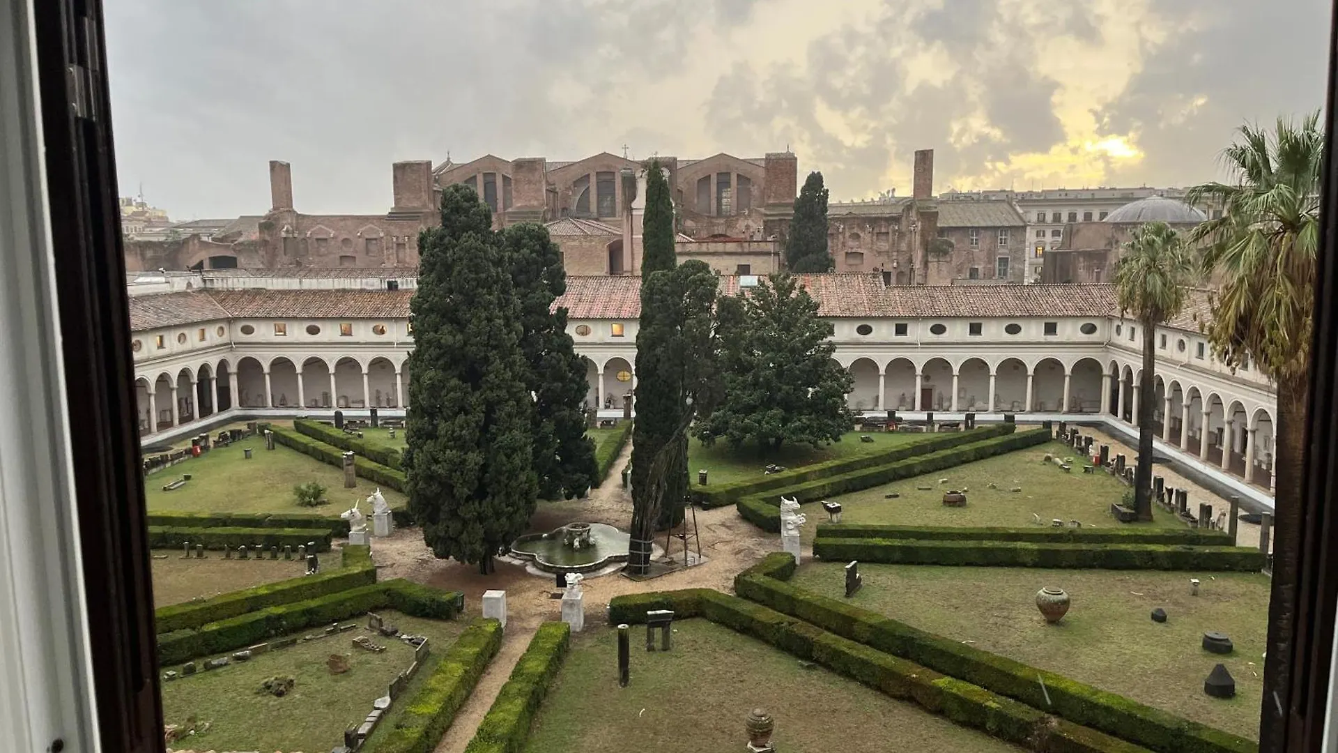 Camera X2 Con Splendida Vista Sulle Terme Di Diocleziano E Sul Chiostro Di Michelangelo Rome Italy